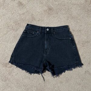 Abercrombie black curve love mom short!